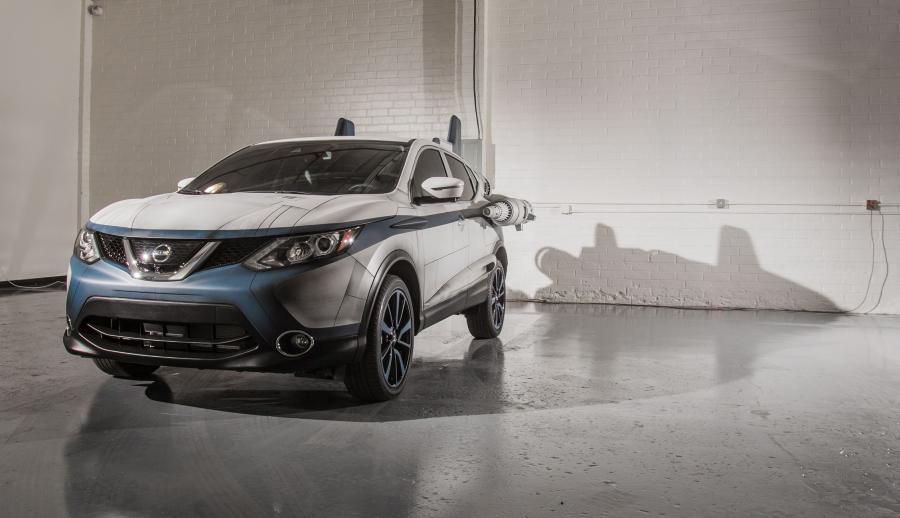  Nissan Rogue Sport A-wing 2017 года  (фото 1 из 6)